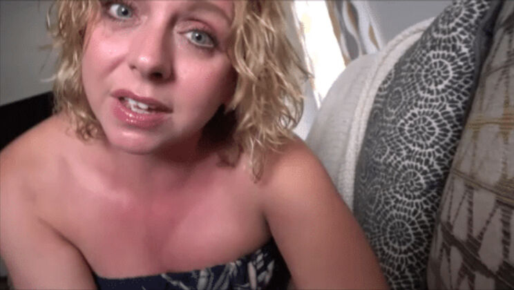 Brianna Beach Gives a Seductive Massage