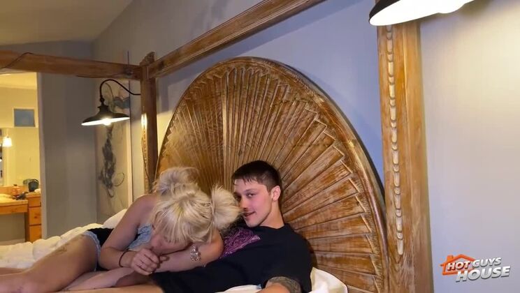 White Blonde Ellie Smoke and Atlas Eros in Porn