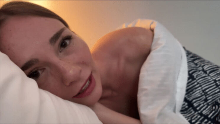 All Natural Brunette Bitch Gets Rimmed and Creamed