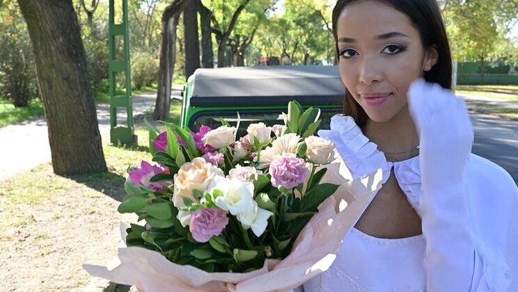 Lia Lin Asian Bride Gets Creampie by Assistant