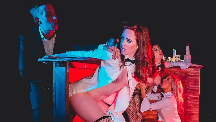 Cayla Lyons & Ella Hughes Gloryhole Orgy with Xander Corvus