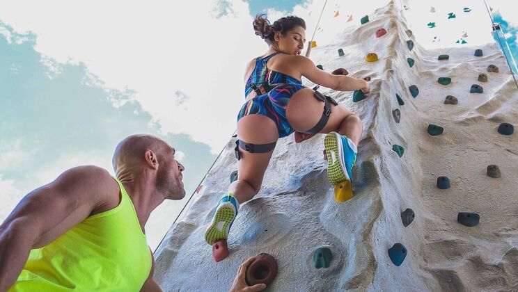 Bouldering Booty: Ass Worship and Facial Cumshot