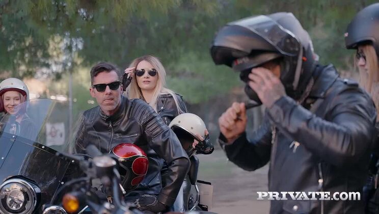 Amber Kawaii & Nata Gold & Alice Ross: Horny Biker Babes Wild Orgy