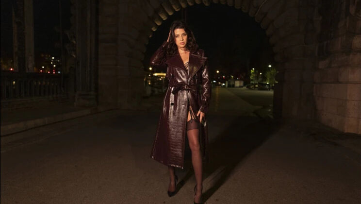 Paris Hookup: Kylie Rocket Gets It On